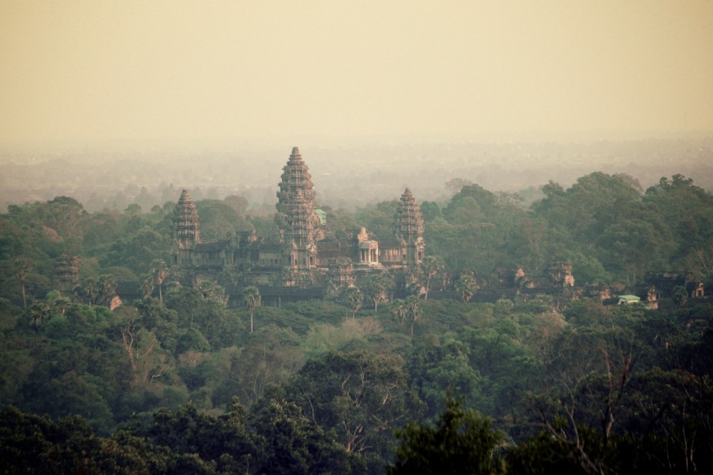 Angkor Wat depuis le Bakheng