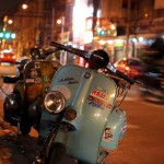 Vespa au clair de lune