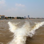 Départ en ferry de Phnom Penh pour le Vietnam