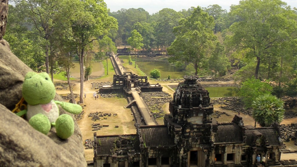 Ginette heureuse d'être arrivée aux temples d'Angkor !