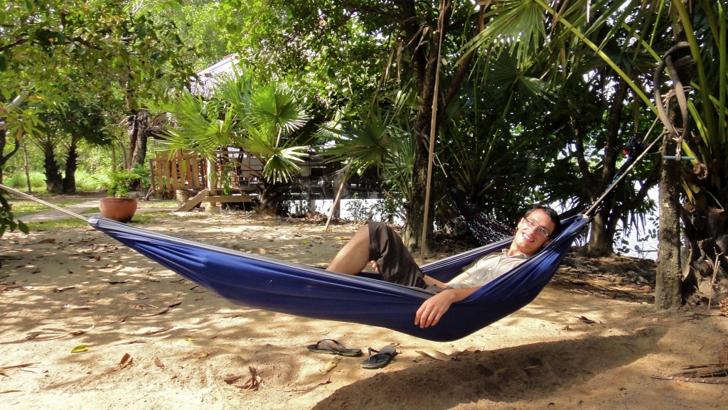 Petite sieste dans le jardin des Manguiers