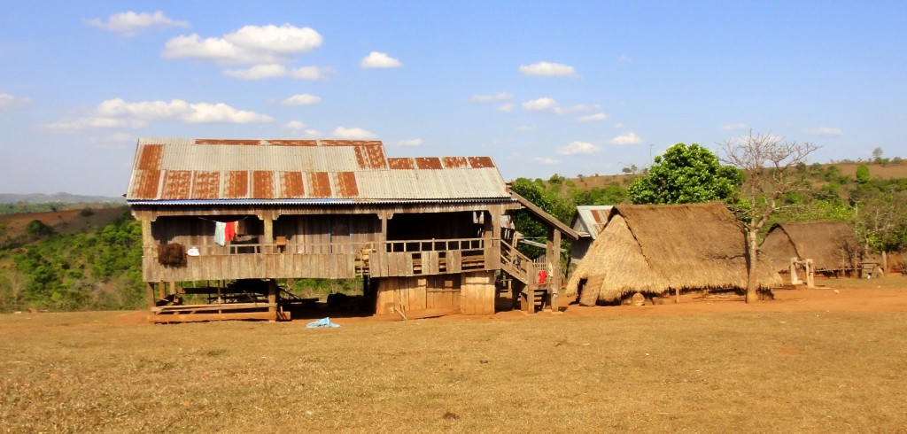 Quelques maisons traditionnelles du village de Putang