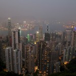 Hong Kong au crépuscule depuis le Victoria Peak