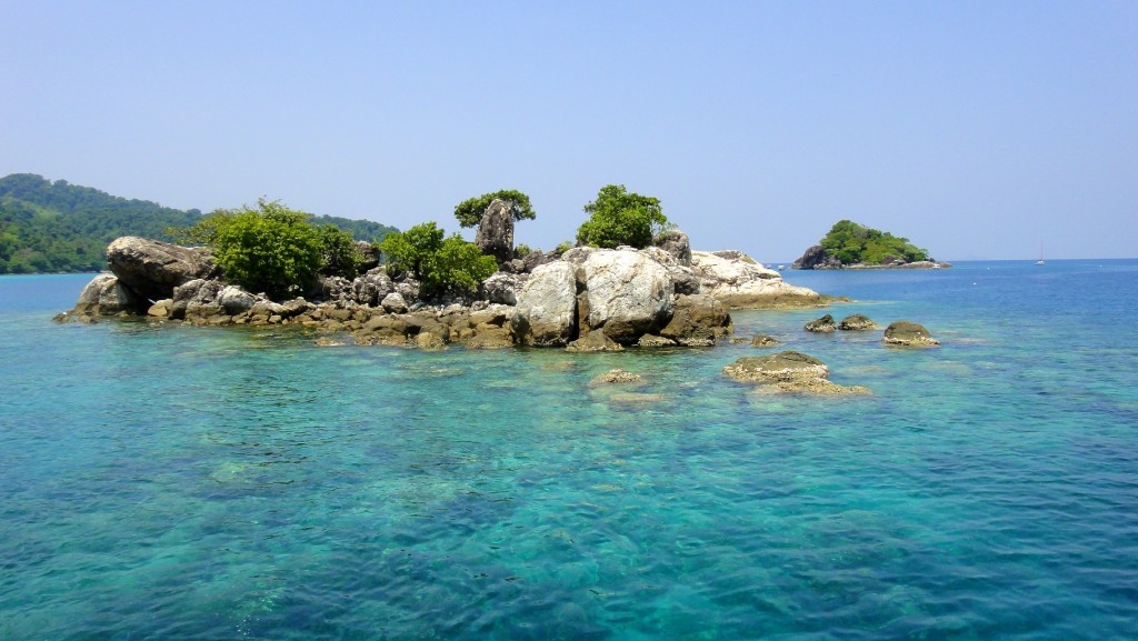Un spot de snorkeling près d'une île aux alentours de Koh Chang