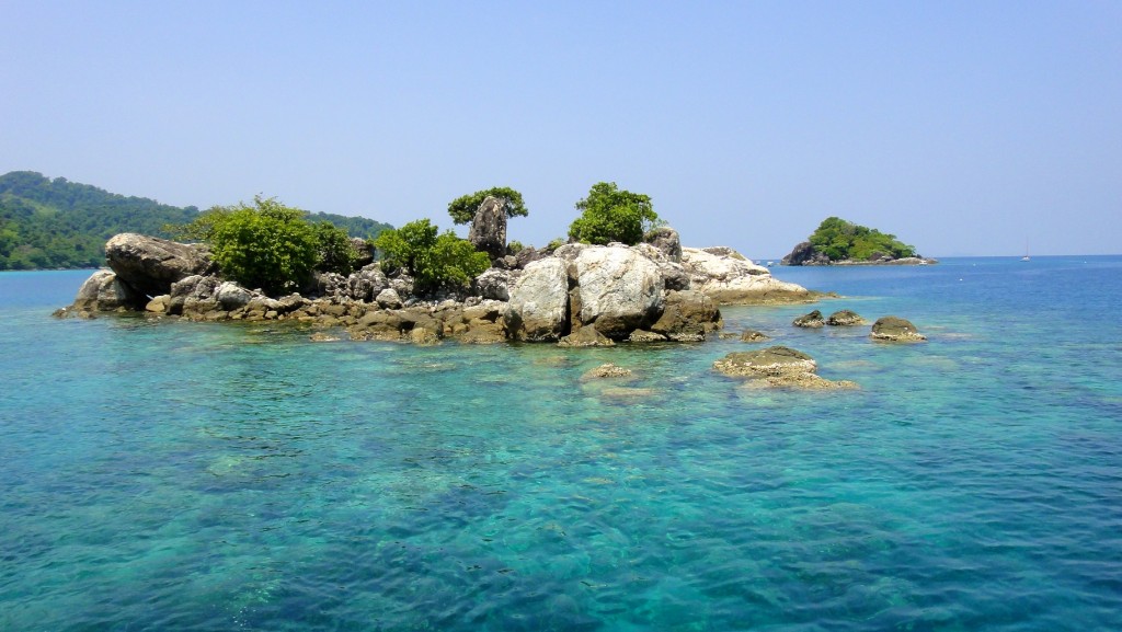 Un spot de snorkeling près d'une île aux alentours de Koh Chang