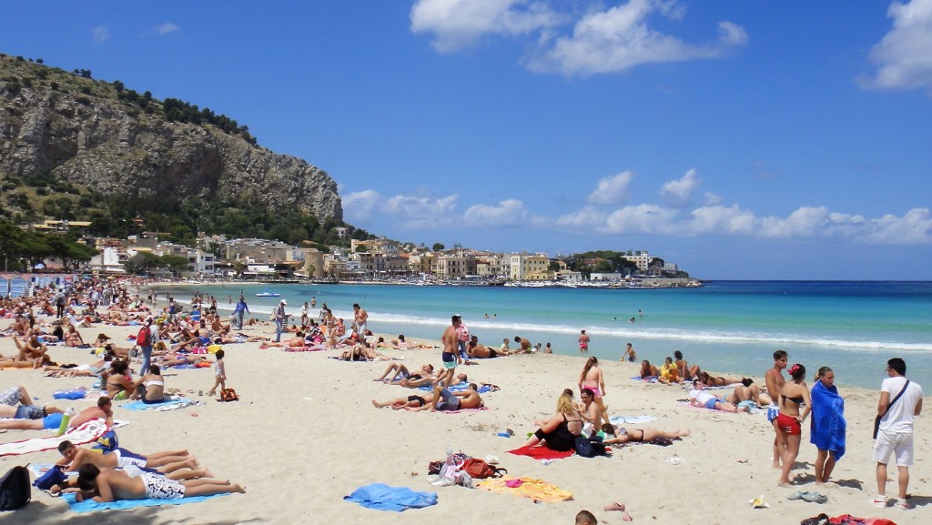 Farniente sur la plage de Mondello