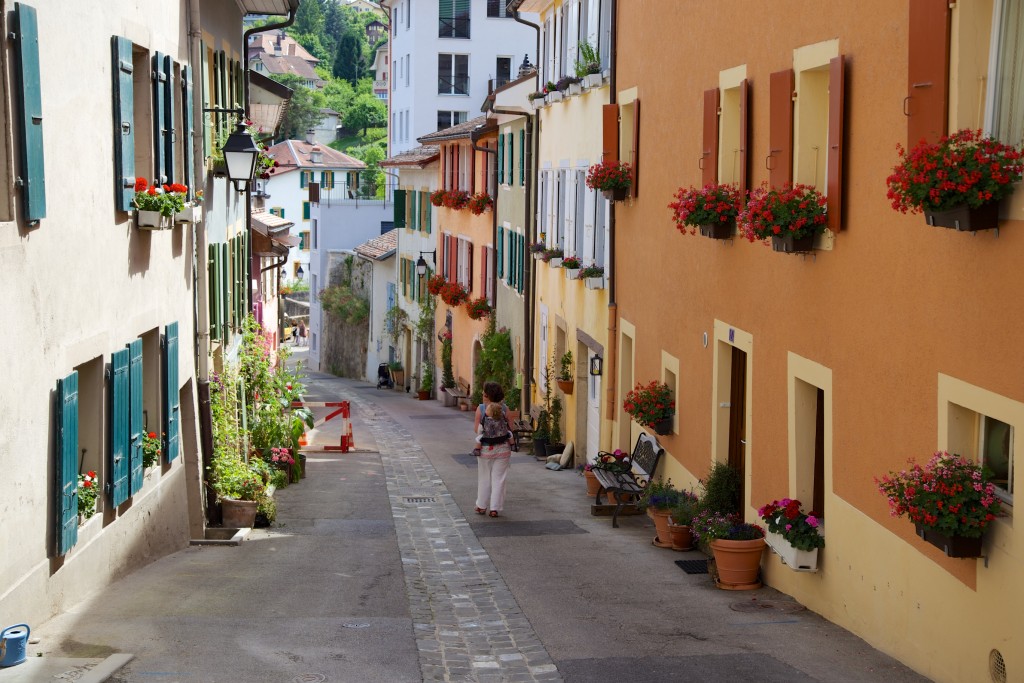 A l'ombre des ruelles colorées de Orbe