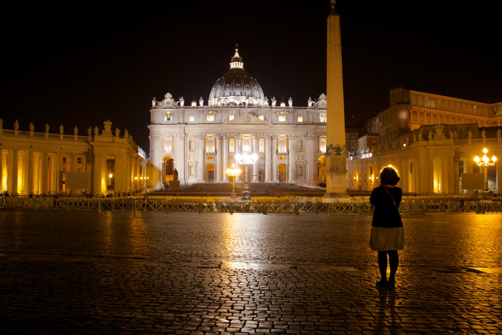 Pensées évasives devant l'empire du Vatican