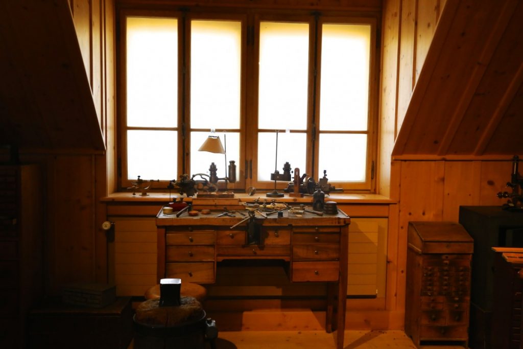 Reconstitution d'un atelier d'un horloger de la vallée de Joux