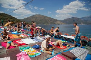 Ponton "comme on les adore" de notre bateau lors de notre excursion à Oludeniz