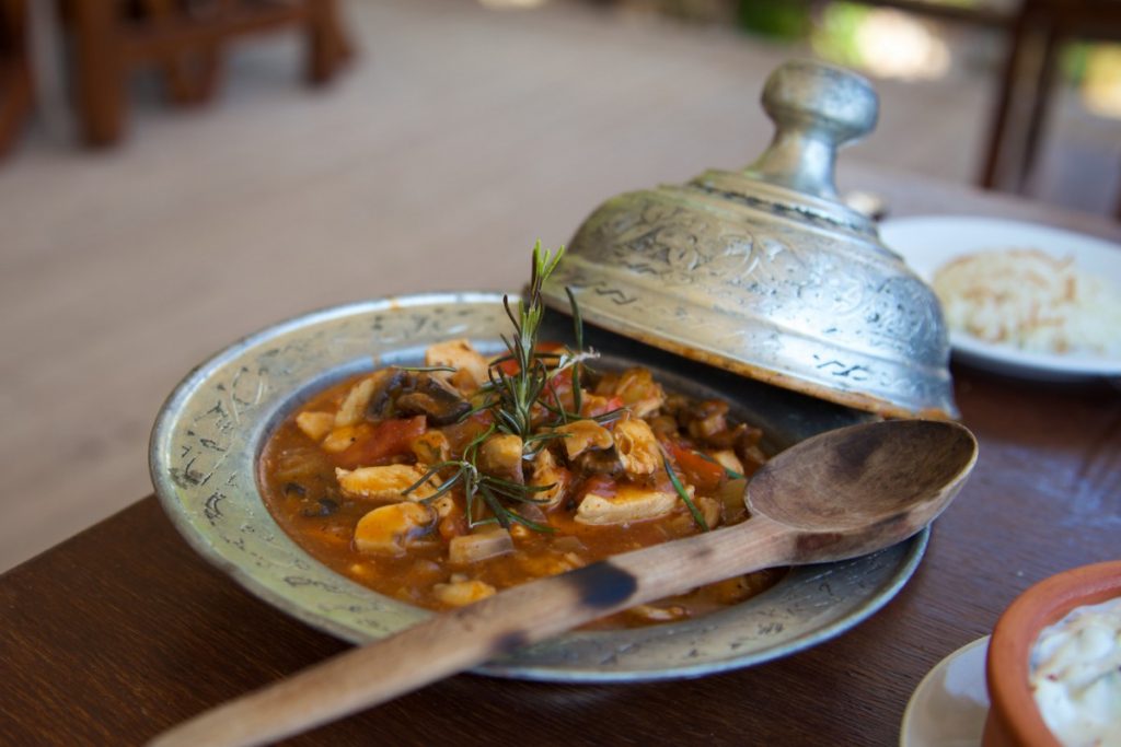 Tajiine à l'Olive garden avant le retour Kabak-Faralya