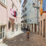 Beco das Farinhas et la place Largo dos Trigueiros à deux pas du château de Lisbonne