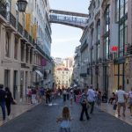 Rua do Carmo, l'une des rues commercantes les plus populaires de la capitale portugaise