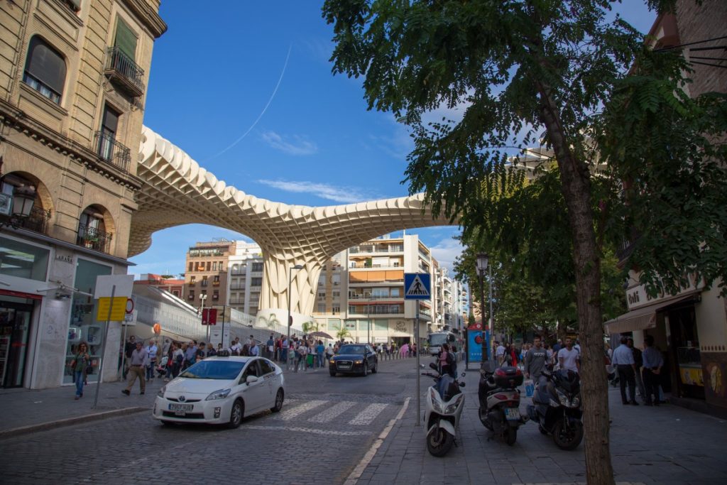 Le Metropol Parasol en plein Séville