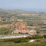 Basilique Ta'Pinu en gravissant le chemin du pèlerinage