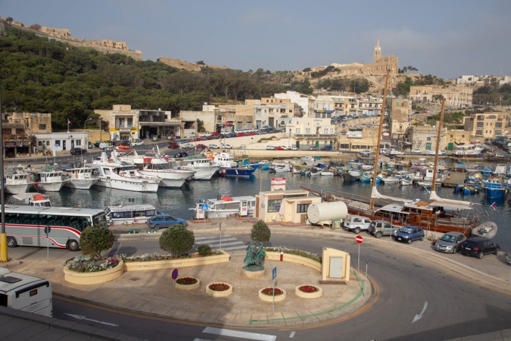 Port de Mgarr à Gozo, direction Malte et la Valette