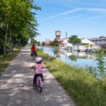 Près de Agen sur le Canal des 2 mers à vélo