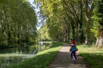 Canal des 2 mer à vélo en famille