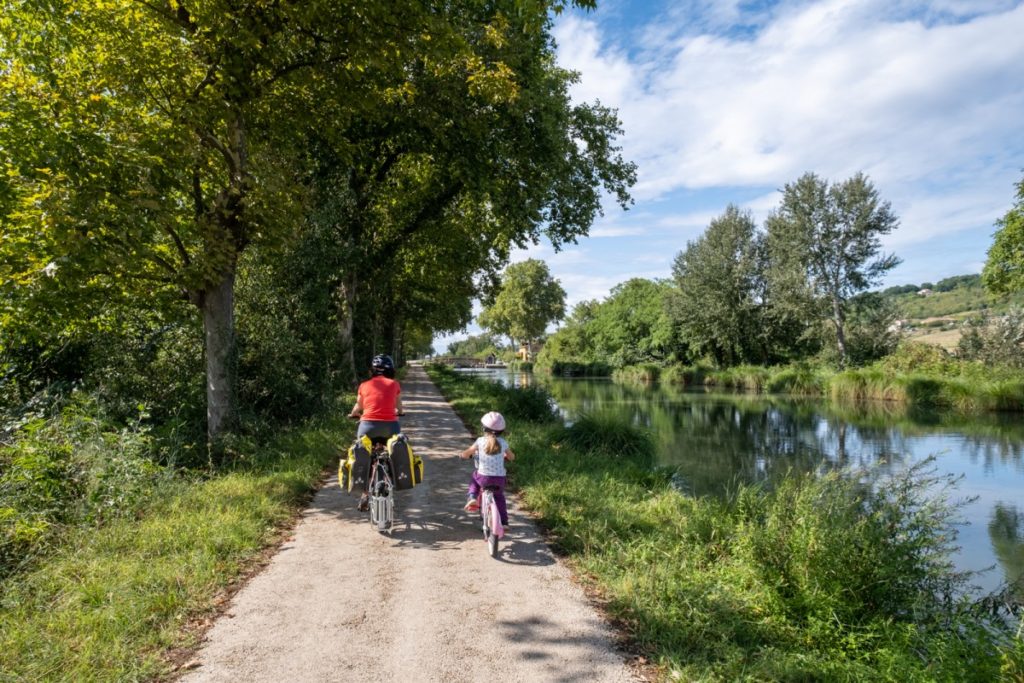 Pédalage contemplatif sur le Canal des 2 mers à vélo