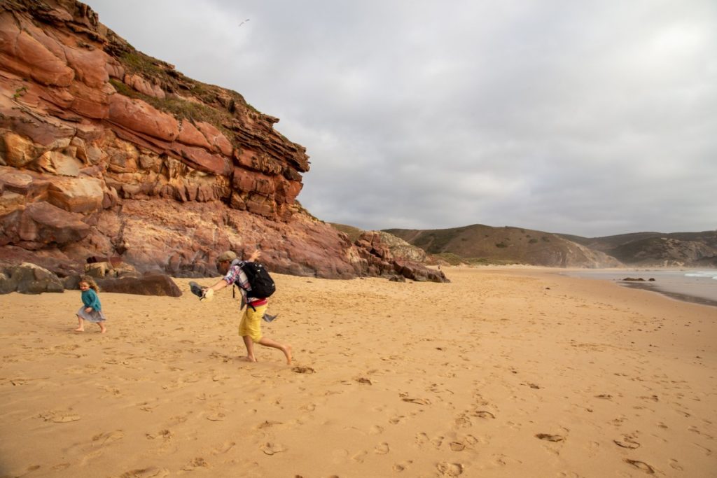 Parties de touche-touche sur les plages de l'Algarve