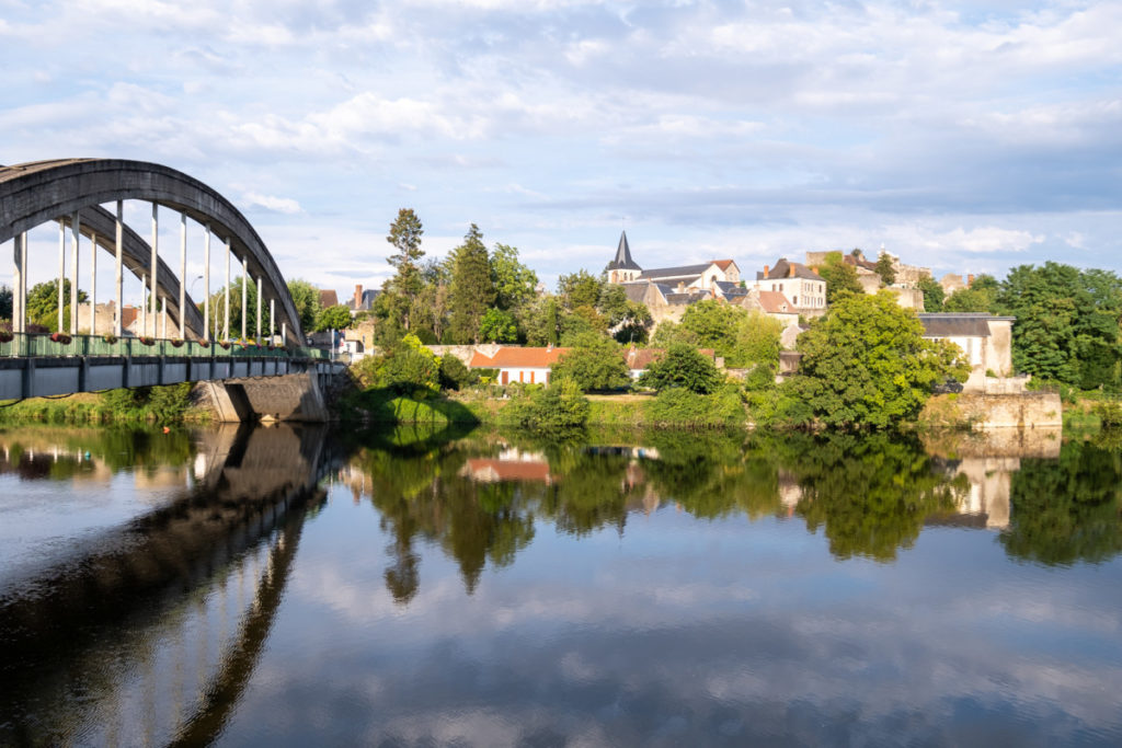 Décize sur le départ du canal du Nivernais