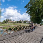 Cercy la tour au bord du canal