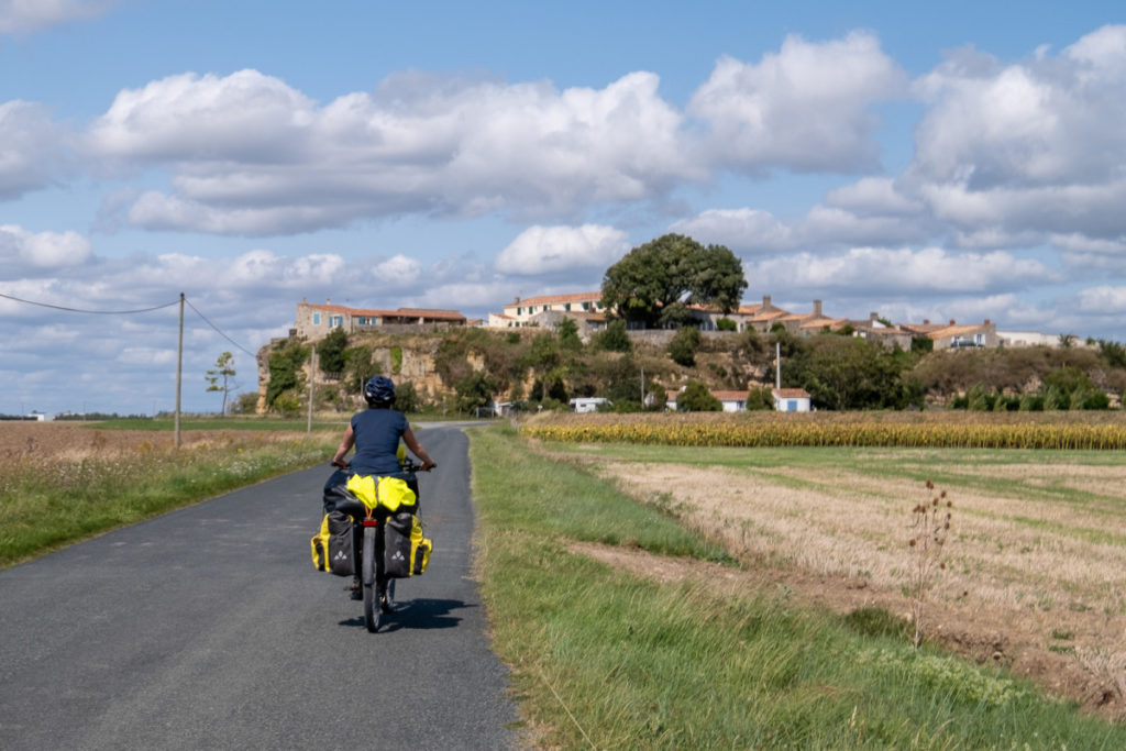 La Vélodyssée en Vendée rentre un peu dans les terres dans le Marais Poitevin