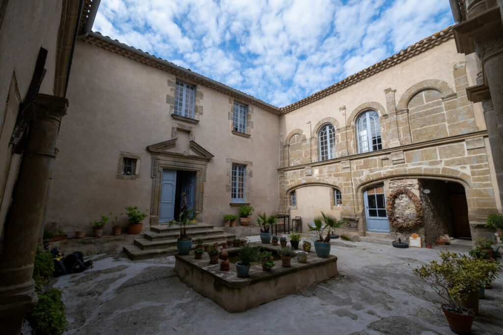 Halte au château de Puichéric sur le canal du midi