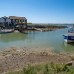 Cabanes et ports ostréicoles en Charente-Maritime