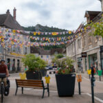 Traversée du centre-ville de Poligny près pour accueillir le Tour de France