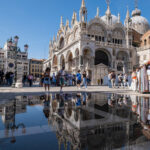 Préférer la place Saint-Marc à Venise en fin de journée