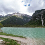 Lacs turquoises et cascades dans les Dolomites à vélo